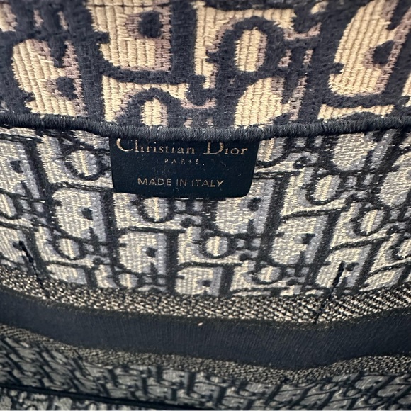 Christian Dior Blue Oblique Embroidered Catherine Tote Bag - Picture 6 of 8
